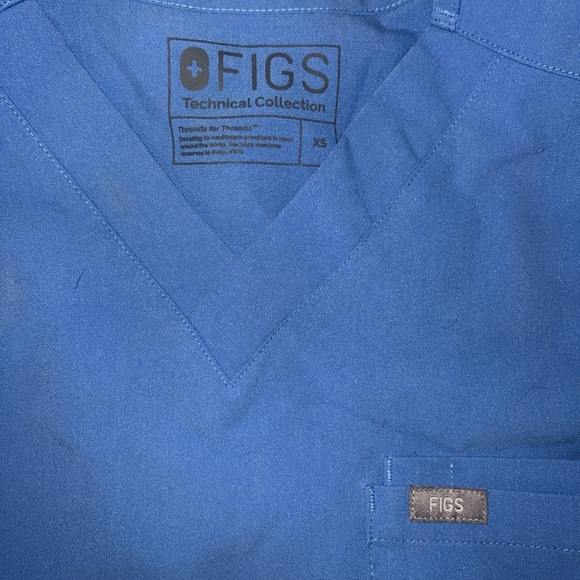 FIGS Scrub Set - Picture 3 of 4